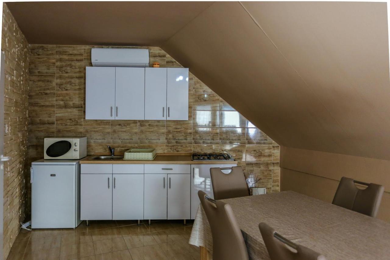 Gardi Apartman Szekszárd Zewnętrze zdjęcie