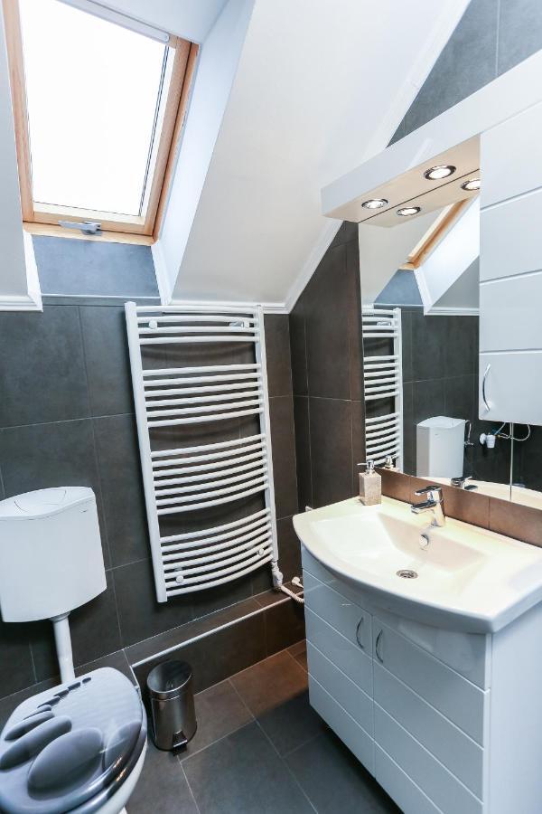 Gardi Apartman Szekszárd Zewnętrze zdjęcie