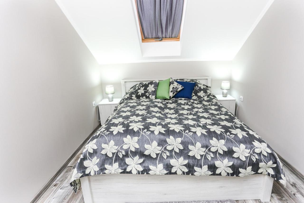 Gardi Apartman Szekszárd Zewnętrze zdjęcie