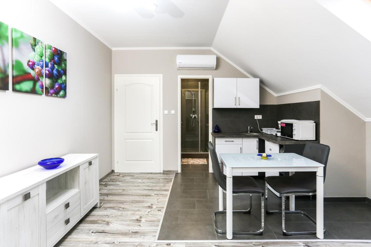 Gardi Apartman Szekszárd Zewnętrze zdjęcie